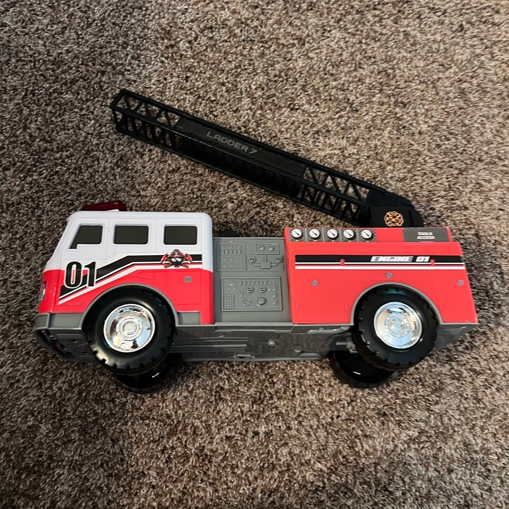 Fire Truck Toy - Picture 4 of 4